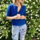Top bouton bleu